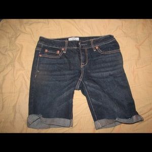Aeropostale 3/4 Shorts